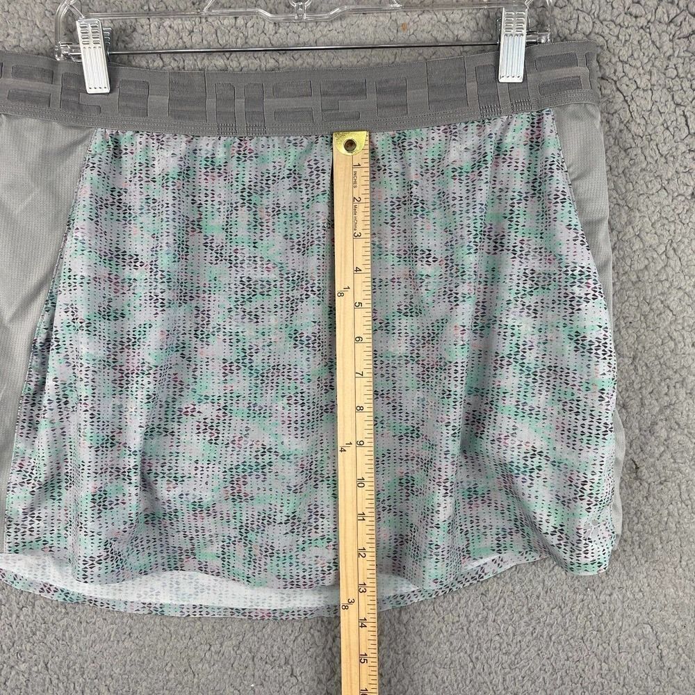 Gray Skort With Versatile Design - image 5